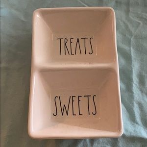 Treats and sweets container Rae Dunn